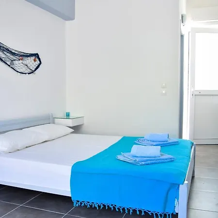 Antomar And Studios Aparthotel
